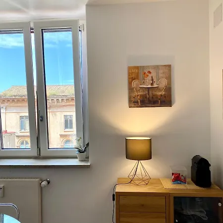 Il Palazzetto Di Via Della Frezza Appartamento *