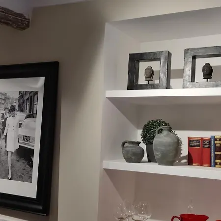 Apartment Paradise In Campo Dei Fiori-navona Square Few Steps From Vatican