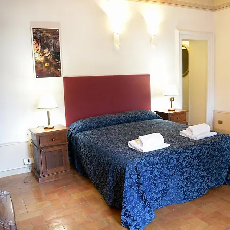 Farnese 48 3* Rome
