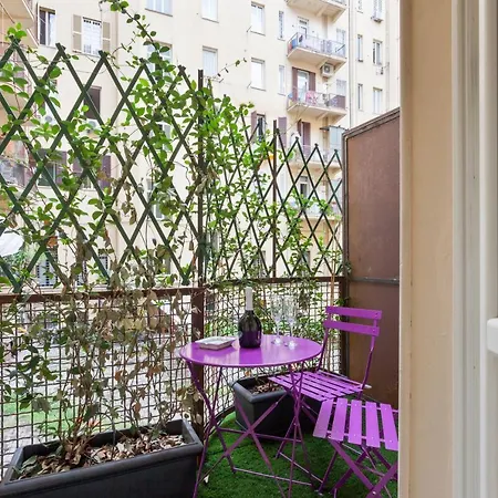 Holidays Apartament *