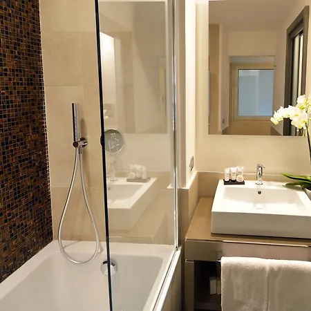 Quirinale Luxury 3* Rome