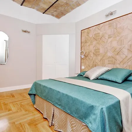Bellezza Al Colosseo - & Apts Bed & Breakfast