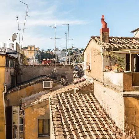 Apartment Trastevere Large Comfortable Rome