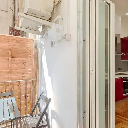 Popolo Elegant Two Bedroom * Rome