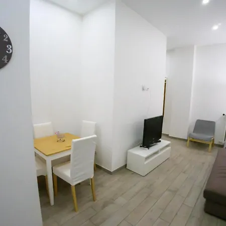 Flat 54 - New Opening Rome