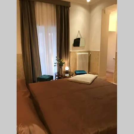 Apartment Mia Residenza Al Pantheon Rome