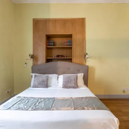 Maison Colosseo Апартаменты *