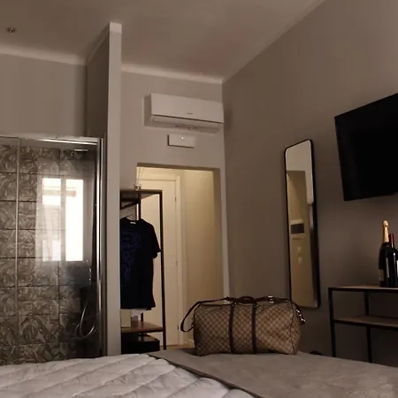 Vite 99 Spanish Steps Bed & Breakfast Rome