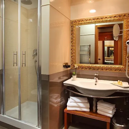 Serena Hotel