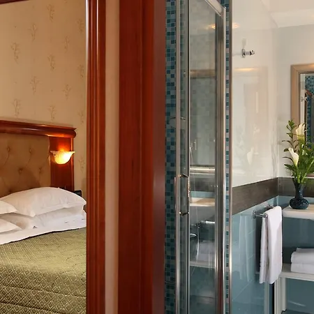 Serena Hotel