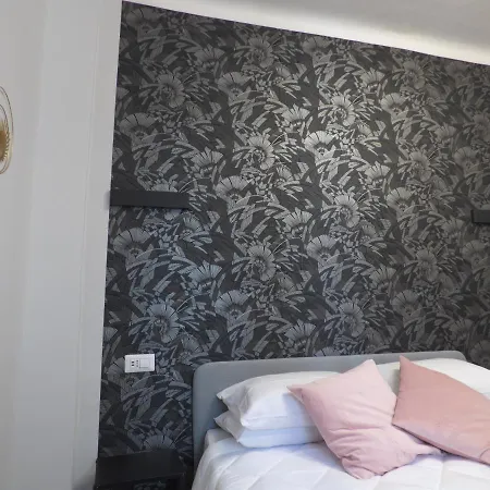 Vite 99 Spanish Steps Bed & Breakfast Rome