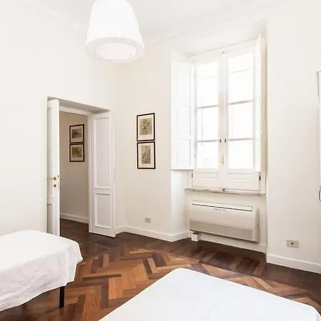 Vatican Large Comfortable Apartment *