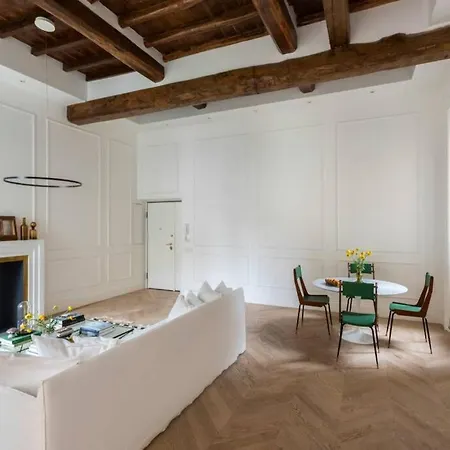 Casa Luce, A Burghesius Home