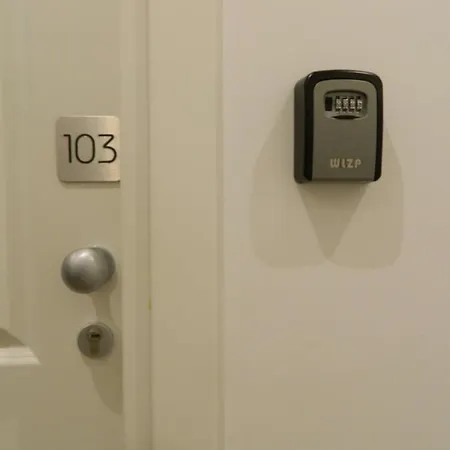 Guest house Eighty Four Luxury 3*