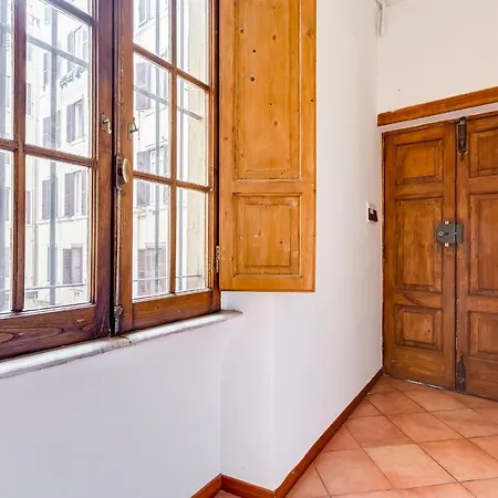 Apartment Vatican Germanico 107