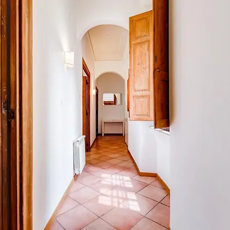 Apartment Vatican Germanico 107 *