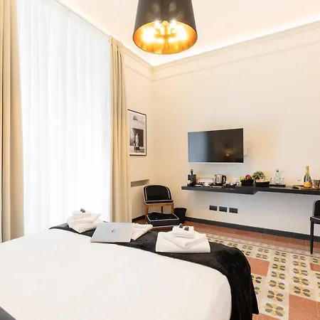 Foresteria Di Piazza Cavour - Luxury Suites&guest House