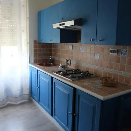 Apartment Sunny Sexy Grey & Cool Blue