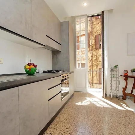 4bnb - Tiberina Spacious Apartment Rome
