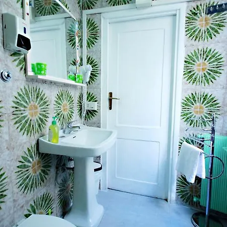 Guest house Sixbeds