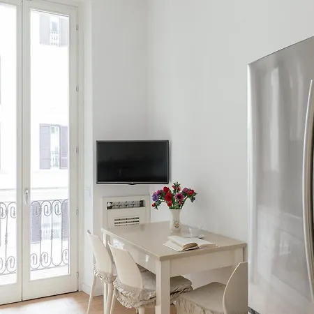 Tritone Minimal Apartment