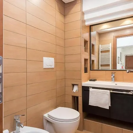 Popolo Elegant Two Bedroom * Rome