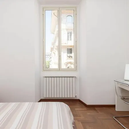 Apartment Popolo Elegant Two Bedroom *