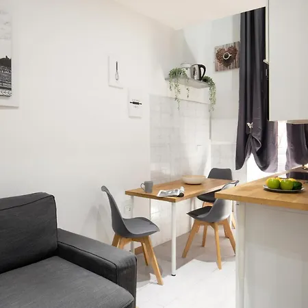 Holiday home Sant'ambrogio 7 *