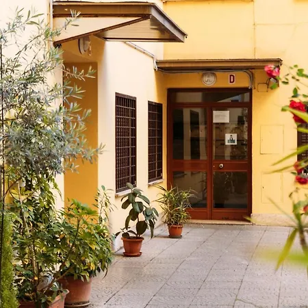 Konukevi Cleopatra Roma
