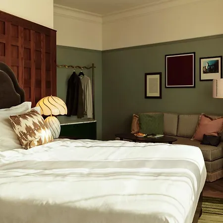 The Hoxton, 4* Rome