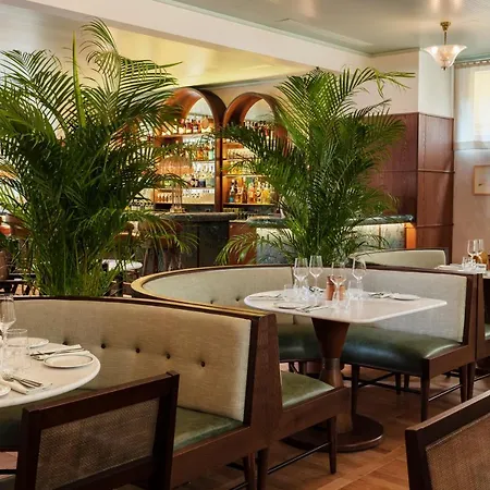 The Hoxton, Hotel