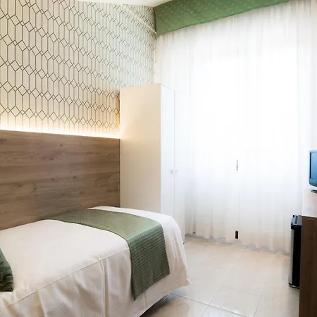 Pacific Hotel 3*