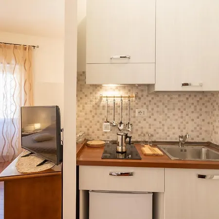 Delia Al Pigneto, Cute Studio Fully Equipped *