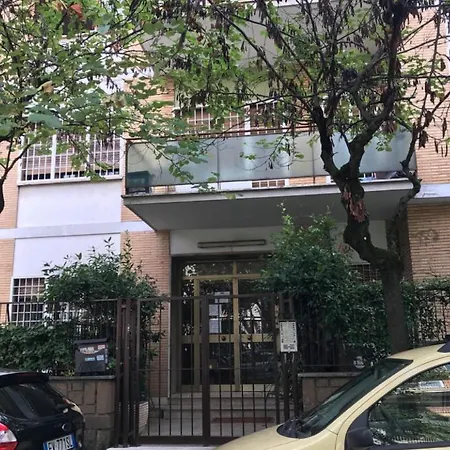 Alessandra Appartamento Roma
