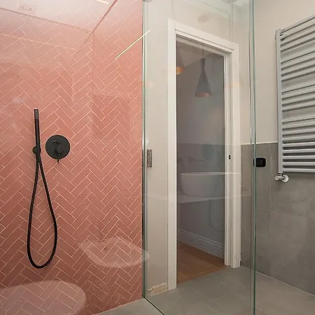 Apartment Likeyourhome, 80 Sq M Luxury With Jacuzzi, In Trastevere District *