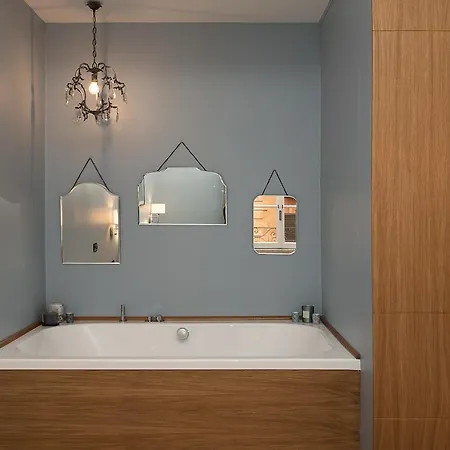 Likeyourhome, 80 Sq M Luxury With Jacuzzi, In Trastevere District *