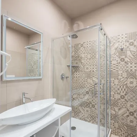 Bramble Luxury Guest house