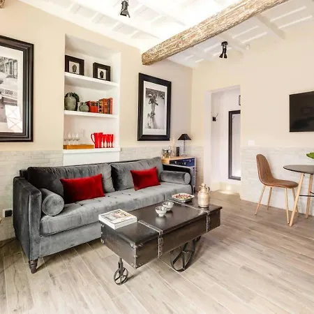 Apartment Paradise In Campo Dei Fiori-navona Square Few Steps From Vatican