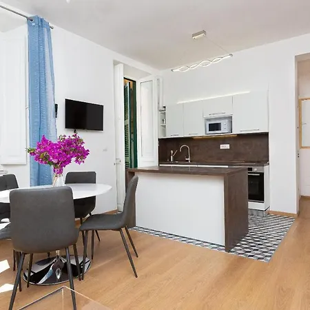 Karan's Aparment In Apartment