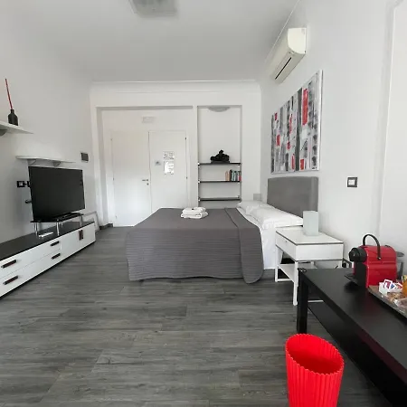 Your House Guest house 3*
