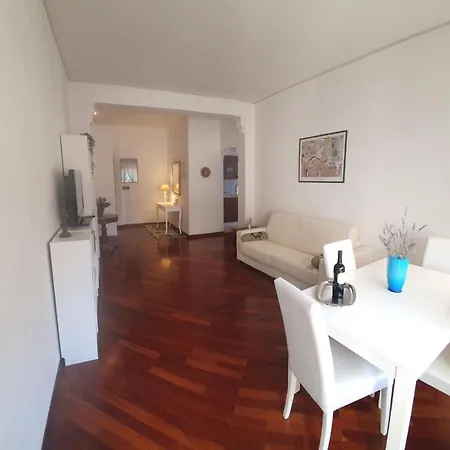 Apartment Luminoso Pamphili Rome