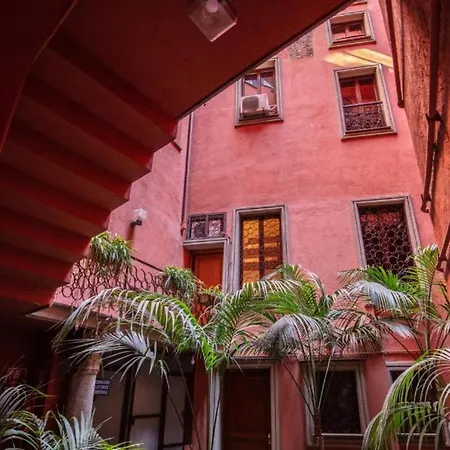 Giulia'S Navona Apartment Rome