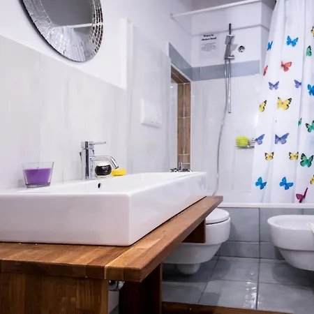 Interno 6 San Pietro Apartment *