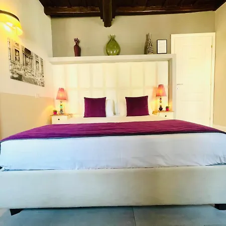 Town House Spagna- Luxury Rooms With Jacuzzi Bath Guest house *