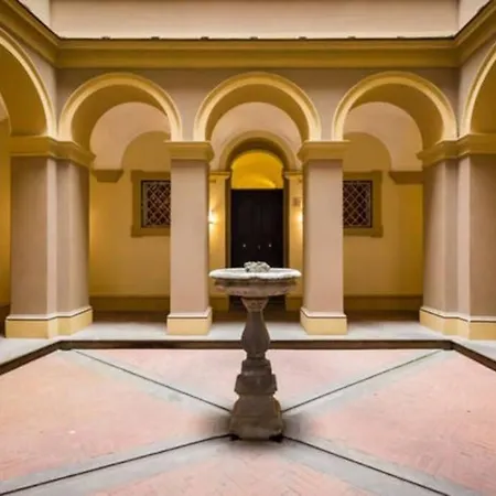 Vivi Trevi Luxury Suites