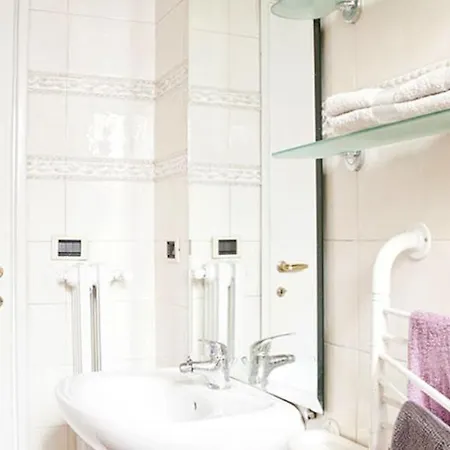 Kamchu Apartments: Ada Affittacamere *