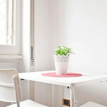 Kamchu Apartments: Ada Roma