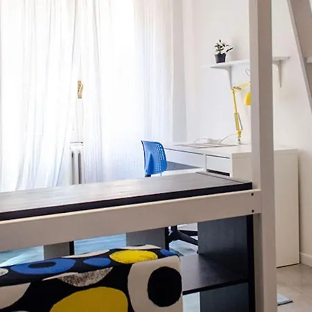 Kamchū Apartments: Piazza Bologna Affittacamere *