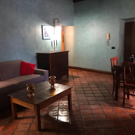 Hemingway House * Rome