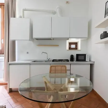 Apartment Charming 1br In Navona Square